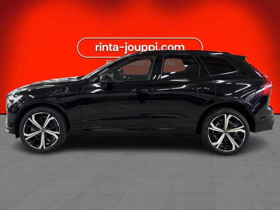 VOLVO XC60 2023
