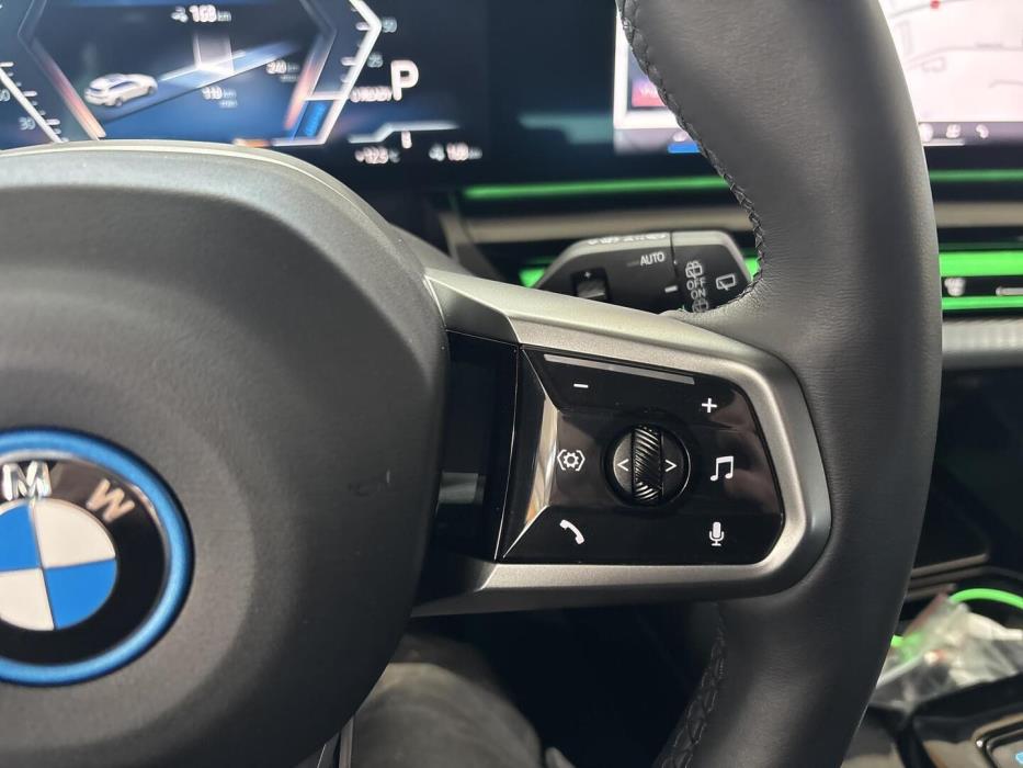 BMW I5 2025