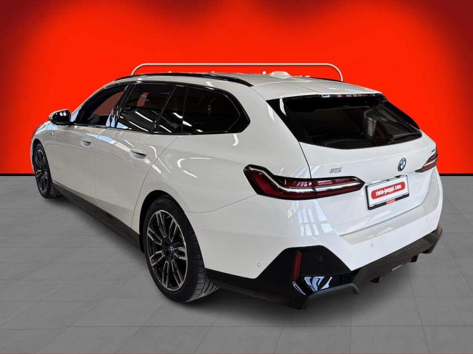 BMW I5 2025