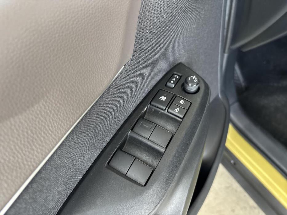 TOYOTA Yaris Cross 2022