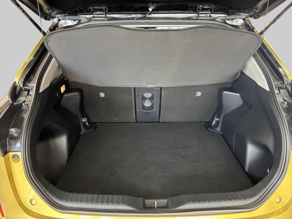 TOYOTA Yaris Cross 2022