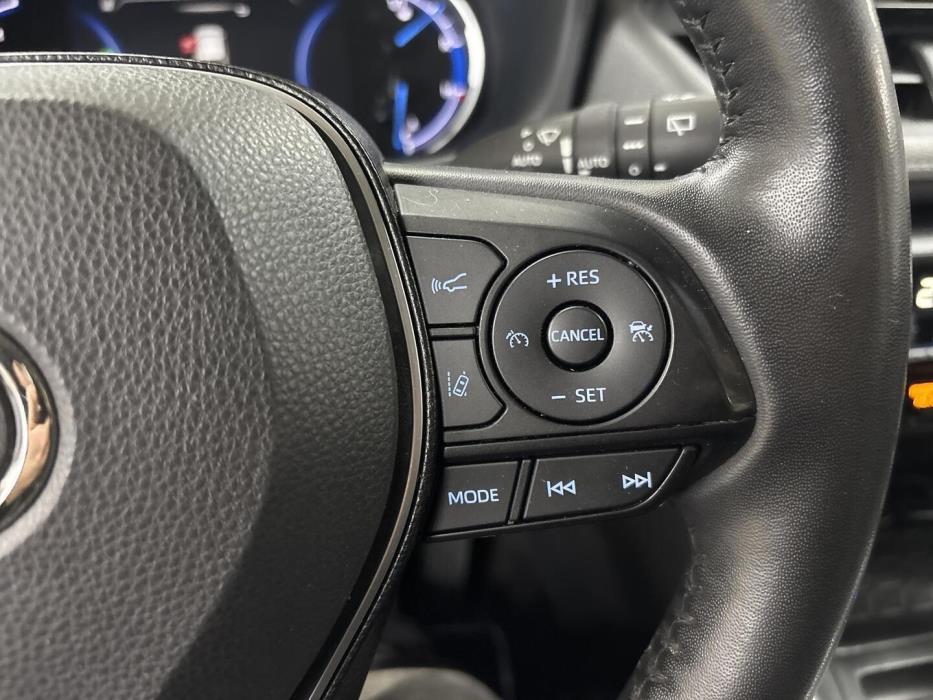 TOYOTA RAV4 2021