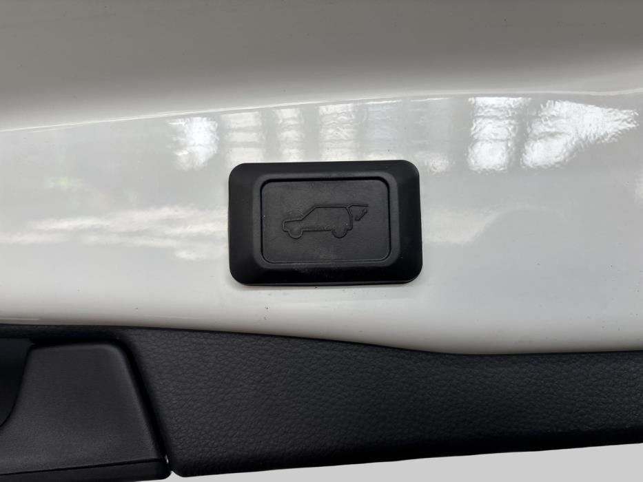 TOYOTA RAV4 2021