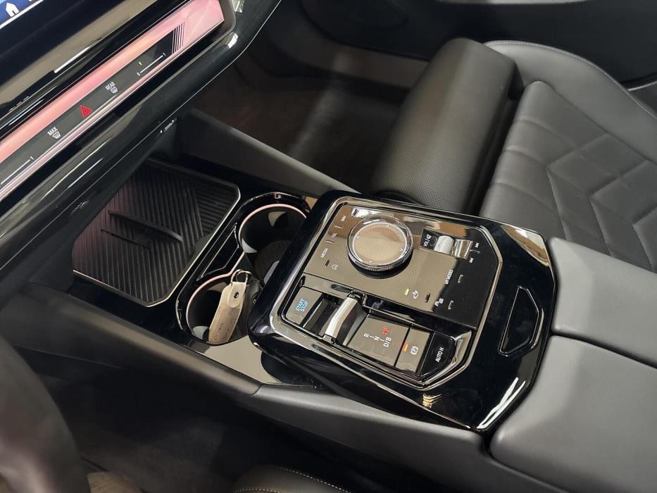 BMW I5 2024