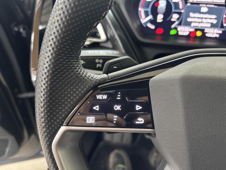 AUDI Q4 E-TRON 2024