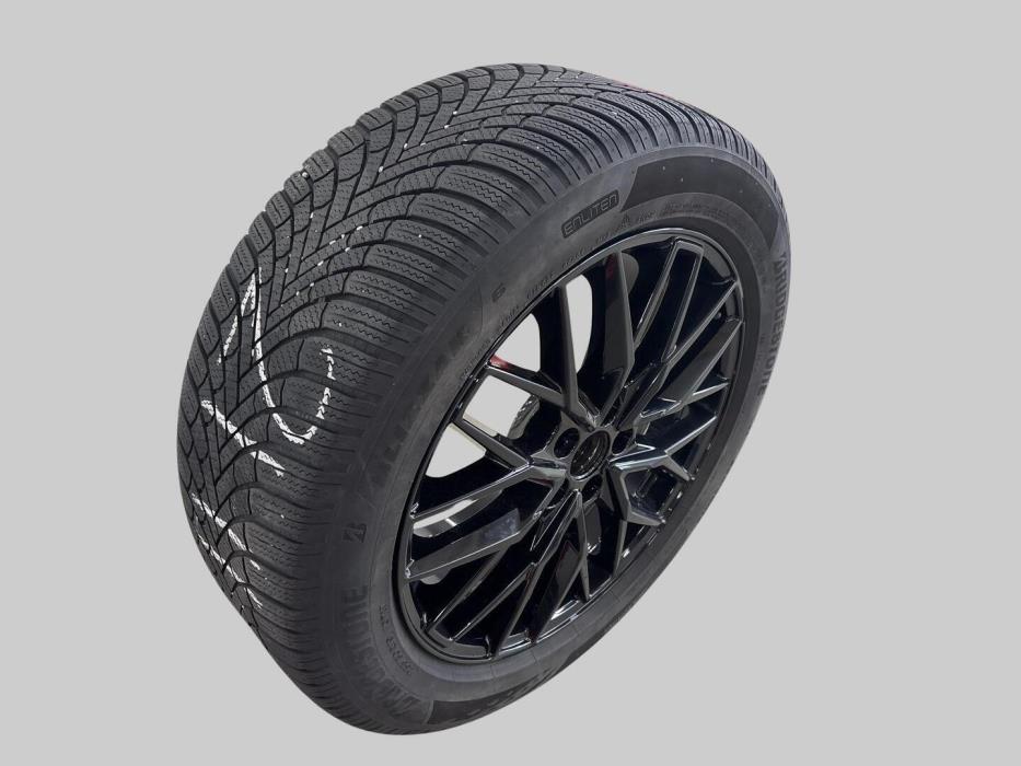 AUDI Q4 E-TRON 2024