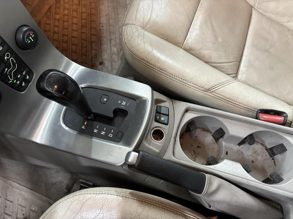VOLVO V50 2004