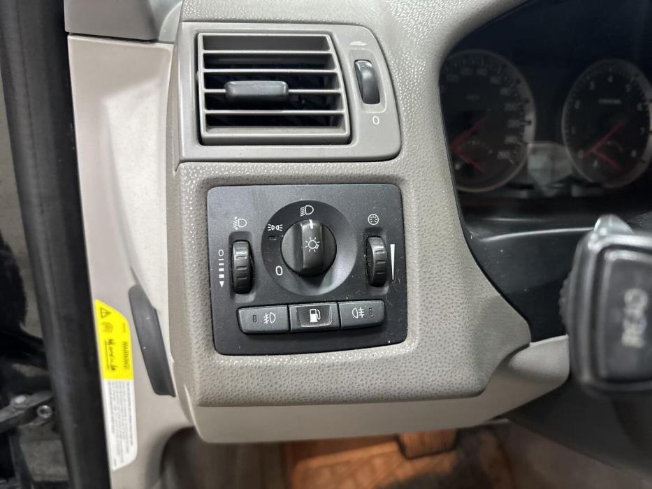 VOLVO V50 2004
