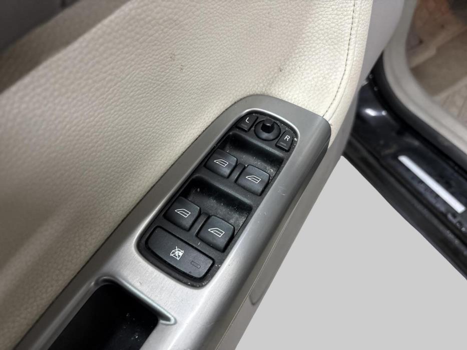 VOLVO V50 2004