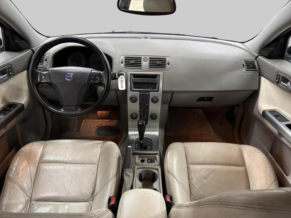VOLVO V50 2004
