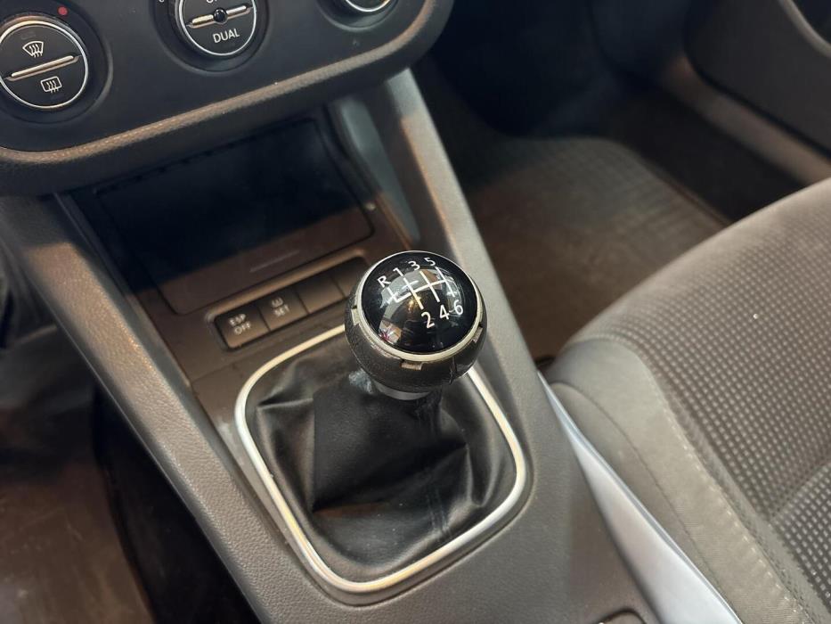 VOLKSWAGEN Golf 2008