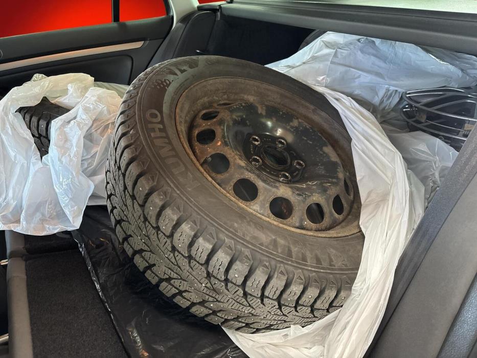 VOLKSWAGEN Golf 2008