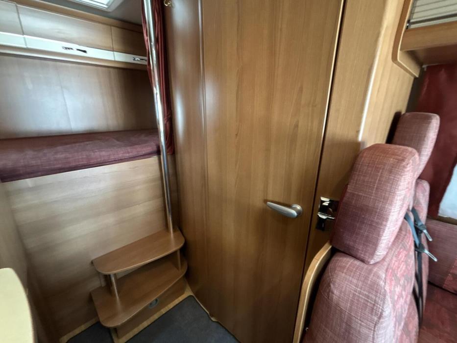 LMC LIBERTY I 520 2011