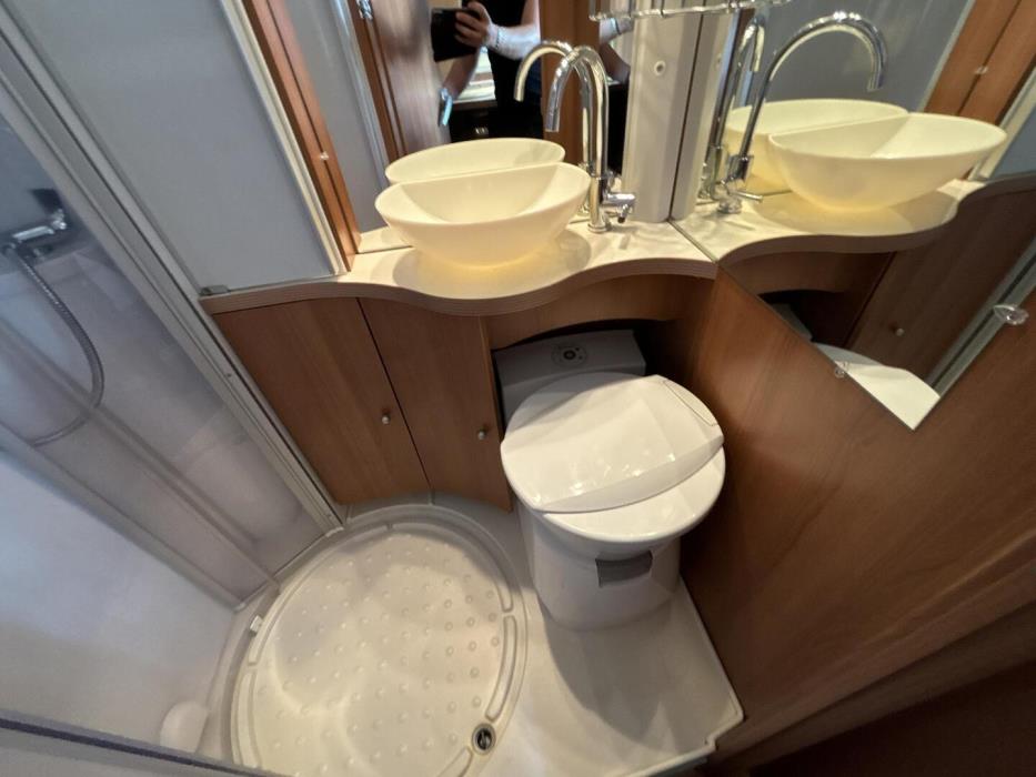 LMC LIBERTY I 520 2011