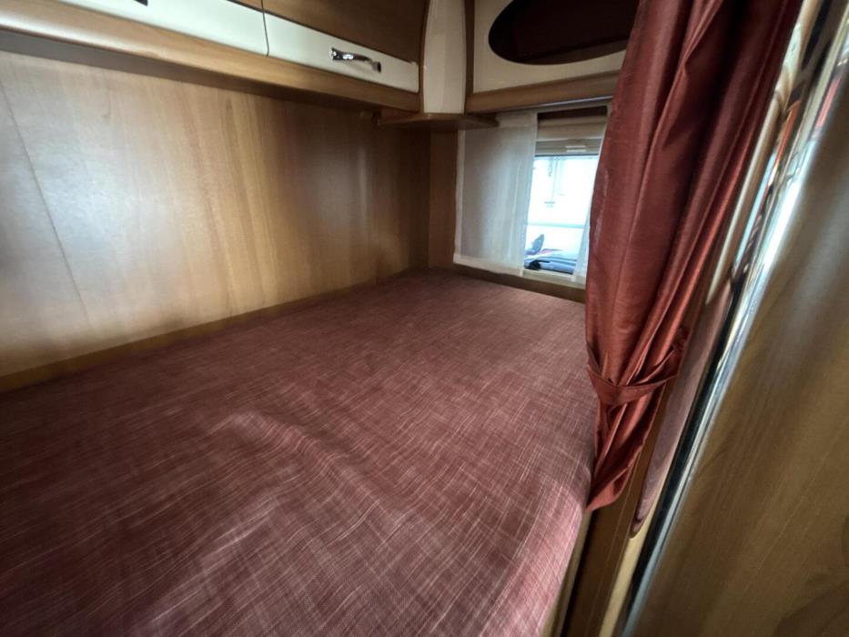 LMC LIBERTY I 520 2011