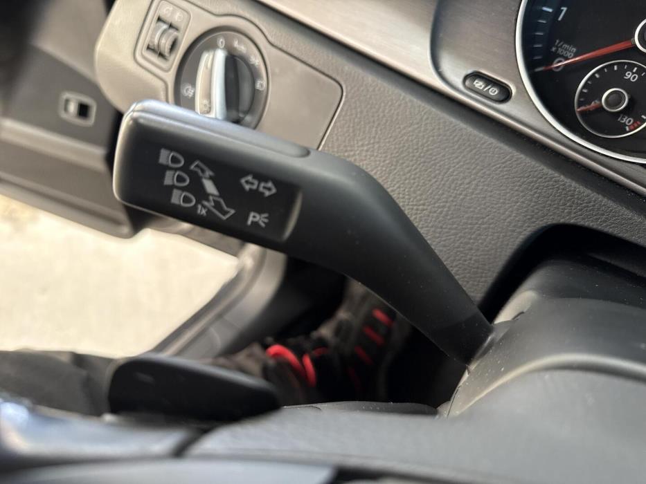 VOLKSWAGEN Passat 2014