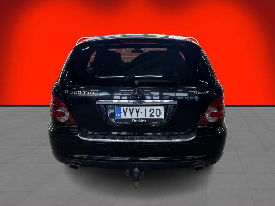 MERCEDES-BENZ R 2009
