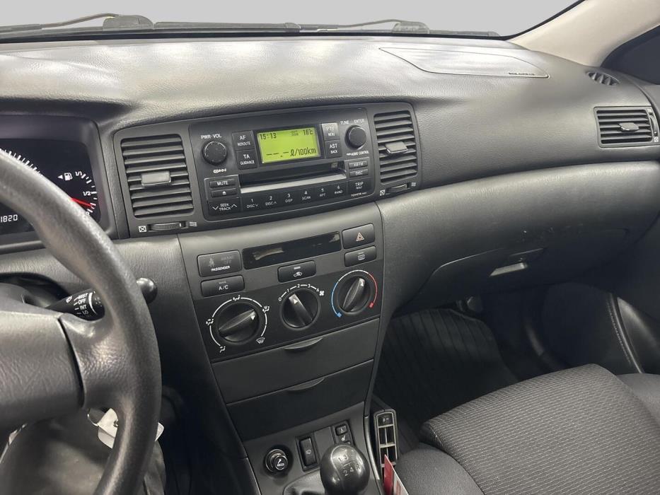 TOYOTA Corolla 2005