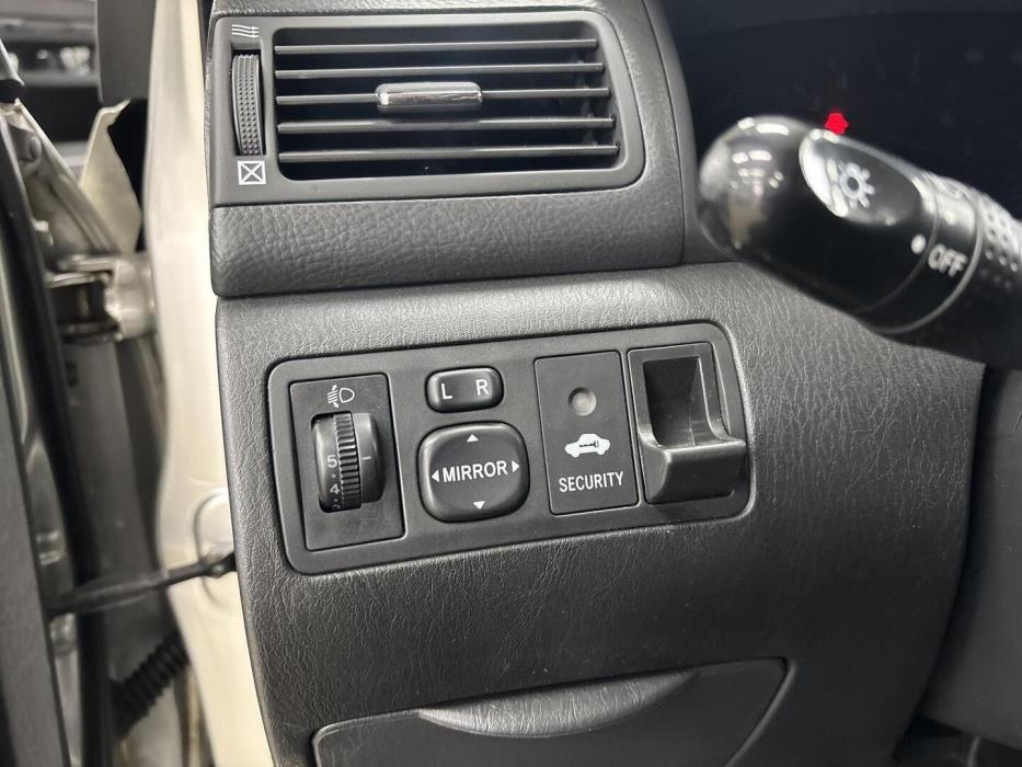 TOYOTA Corolla 2005