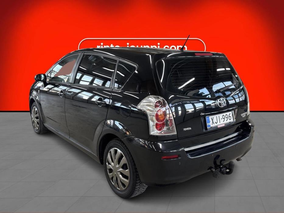 TOYOTA Corolla Verso 2006