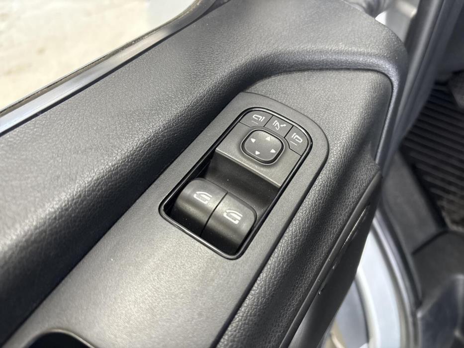 MERCEDES-BENZ Sprinter 2019