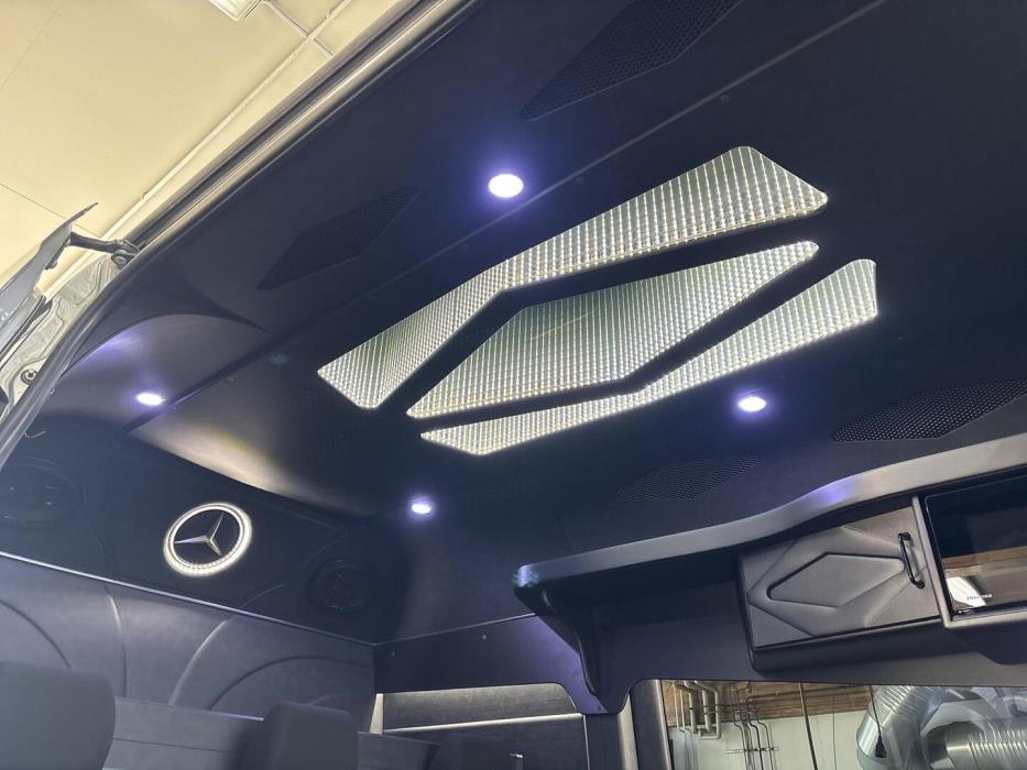 MERCEDES-BENZ Sprinter 2019