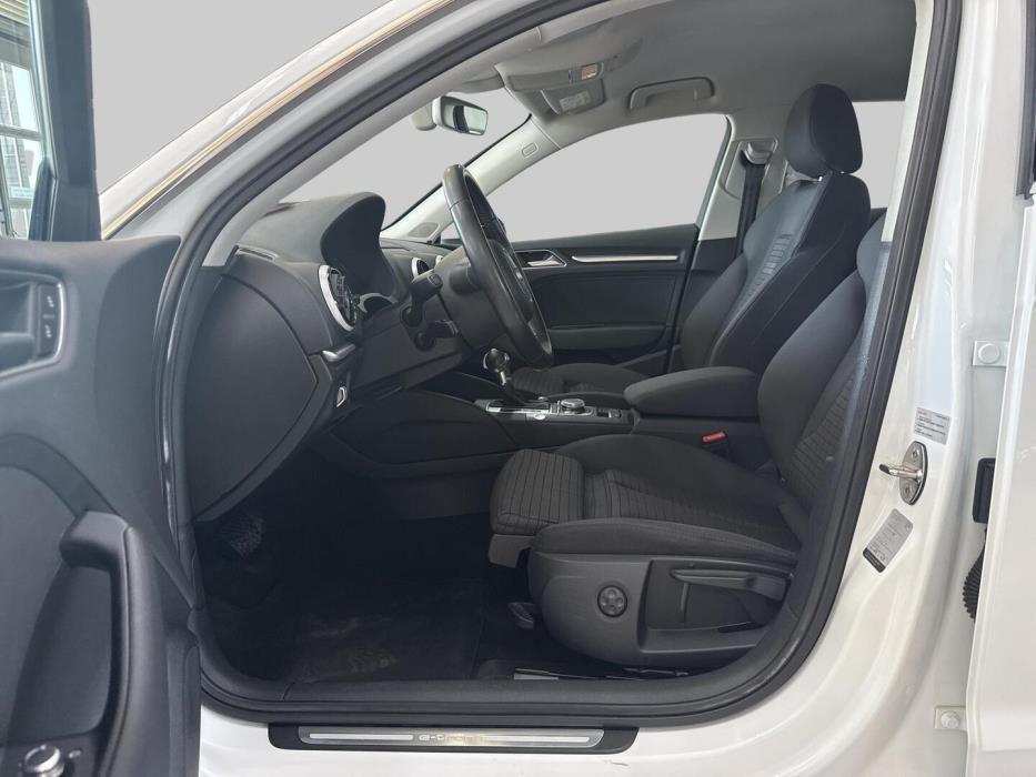 AUDI A3 2016