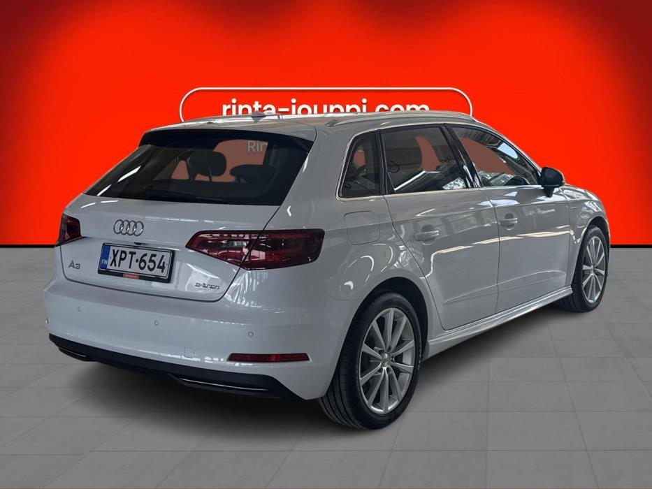 AUDI A3 2016