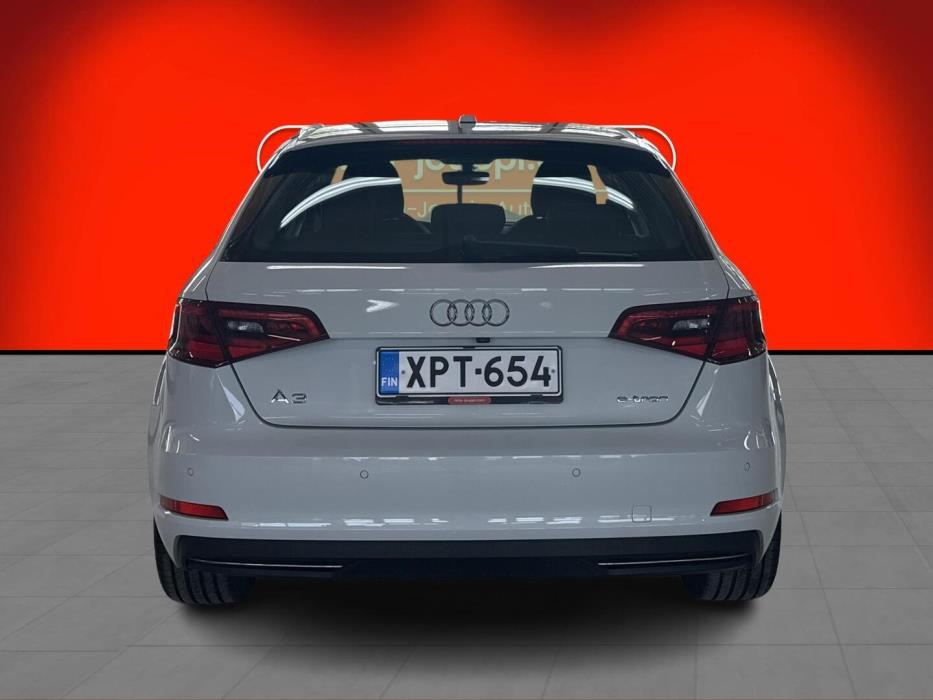 AUDI A3 2016