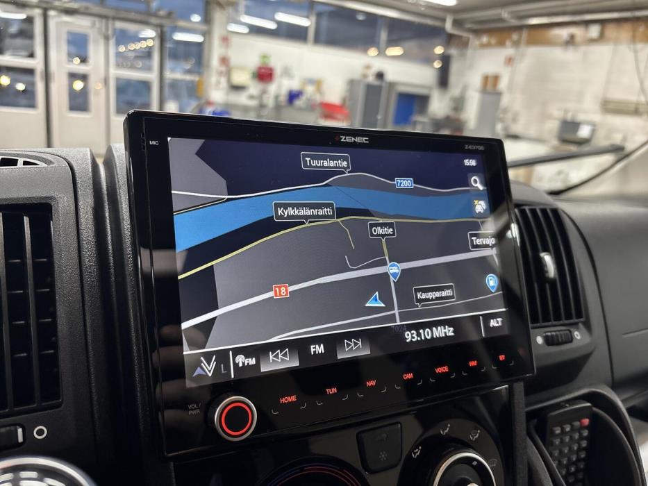 ROADCAR VAN R 601 2020