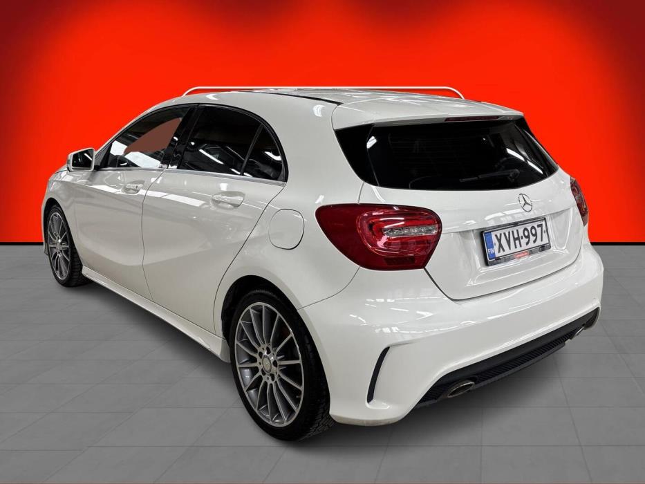 MERCEDES-BENZ A 2014