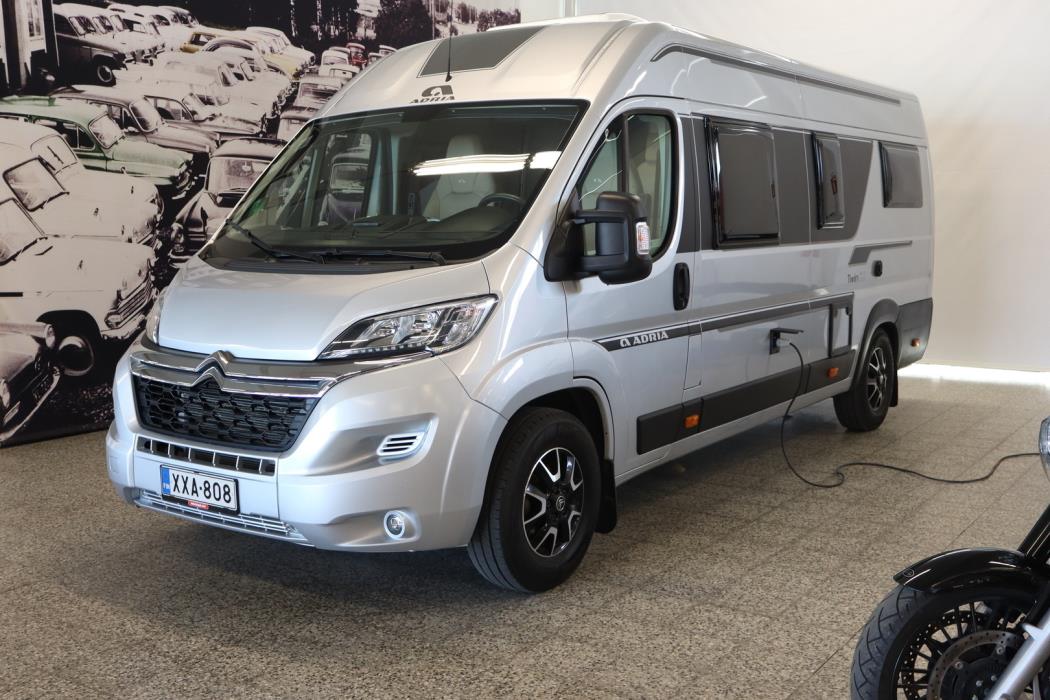 ADRIA TWIN 640 SL 2019
