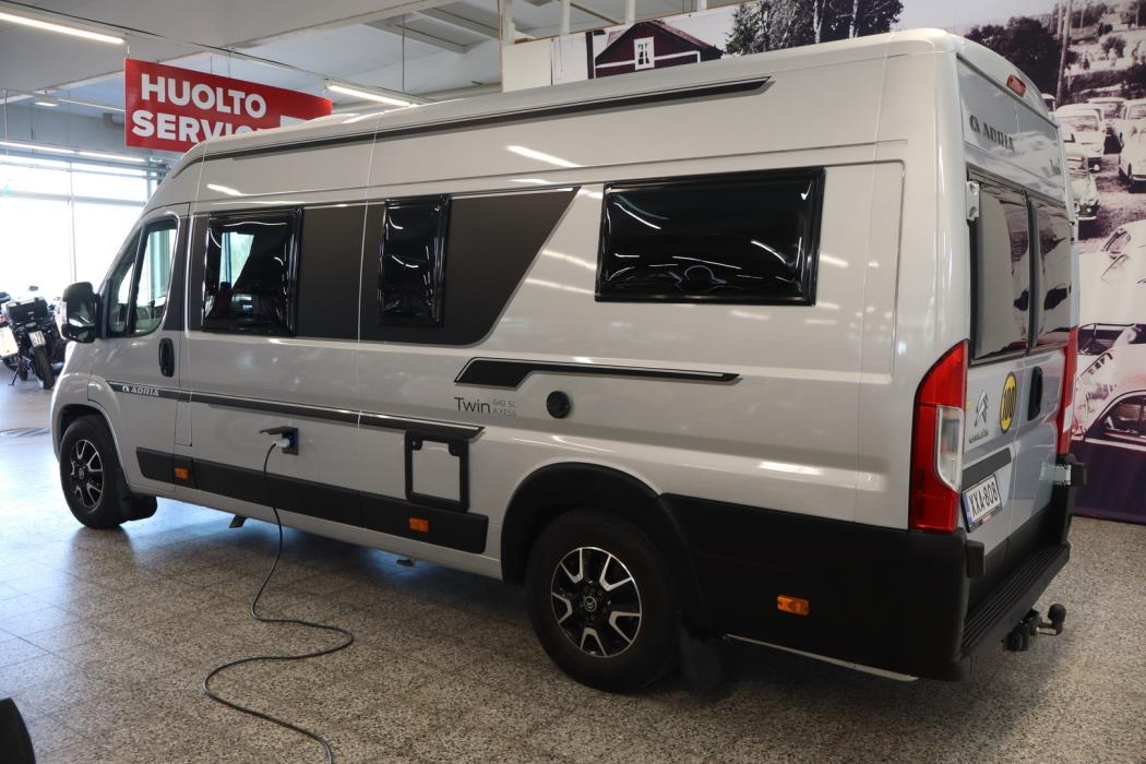 ADRIA TWIN 640 SL 2019