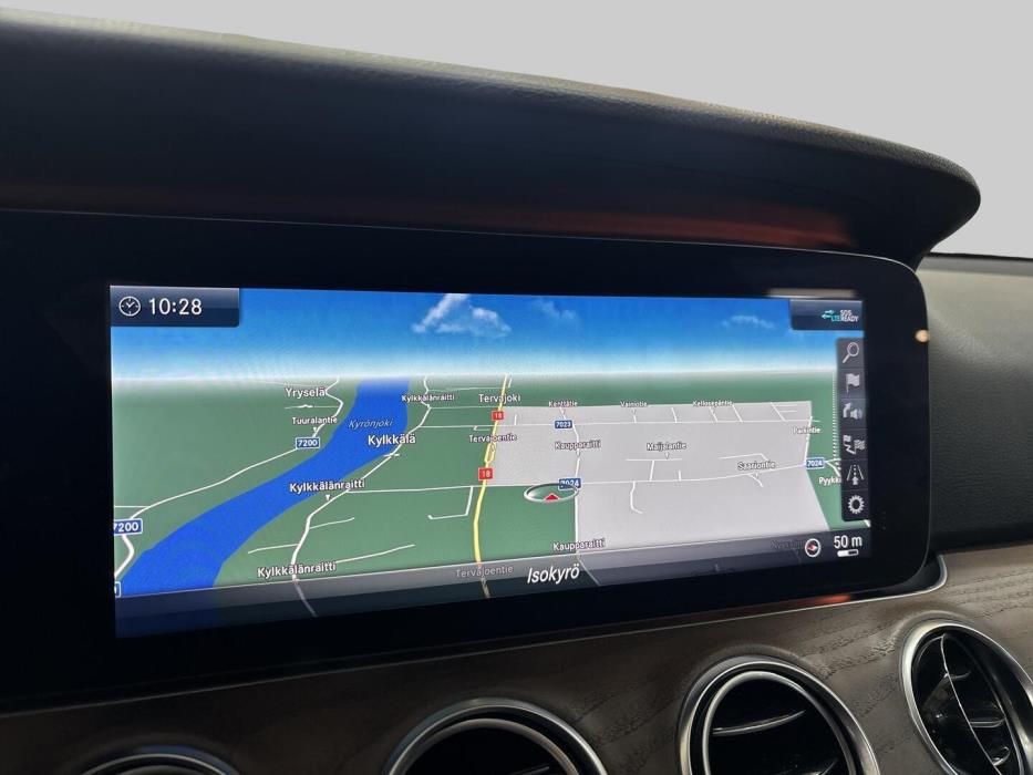 MERCEDES-BENZ E 2020