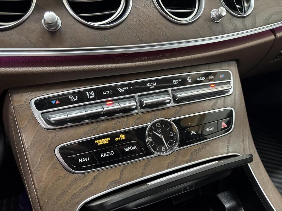 MERCEDES-BENZ E 2020