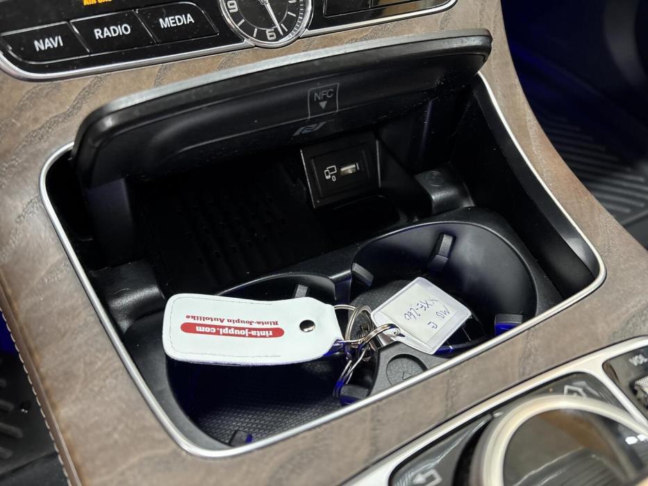 MERCEDES-BENZ E 2020