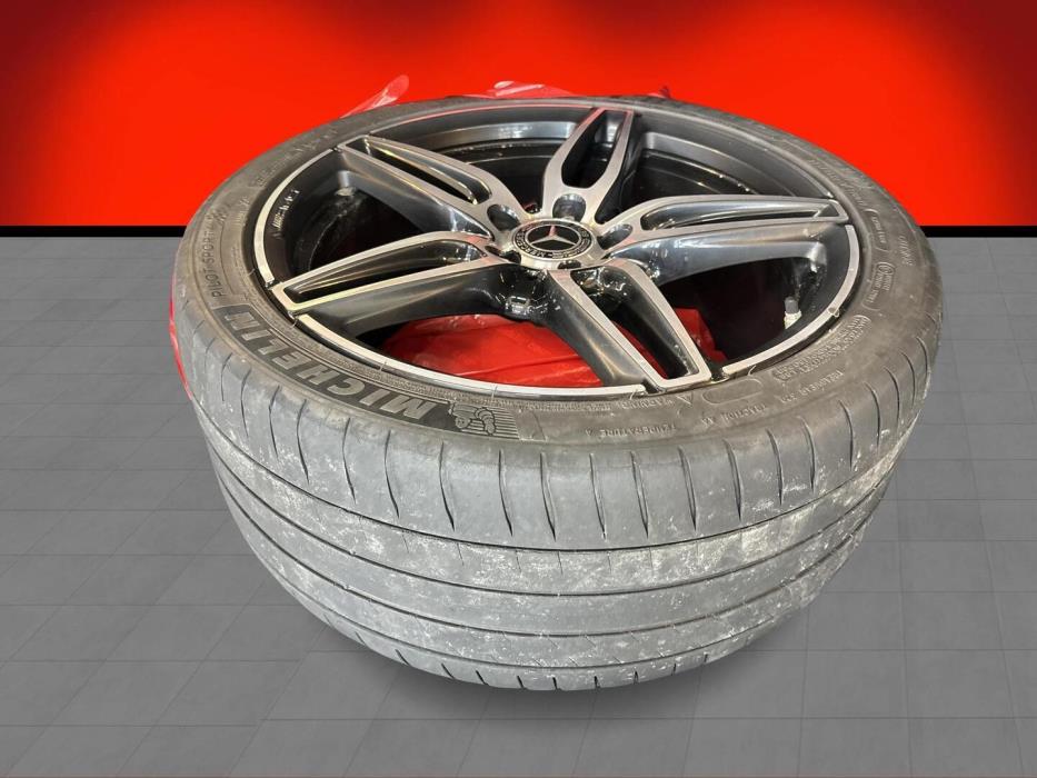 MERCEDES-BENZ E 2020