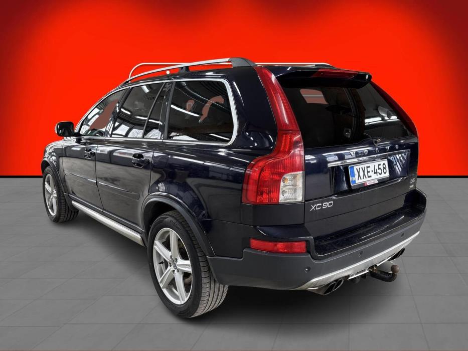 VOLVO XC90 2011
