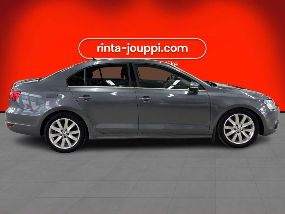 VOLKSWAGEN Jetta 2011