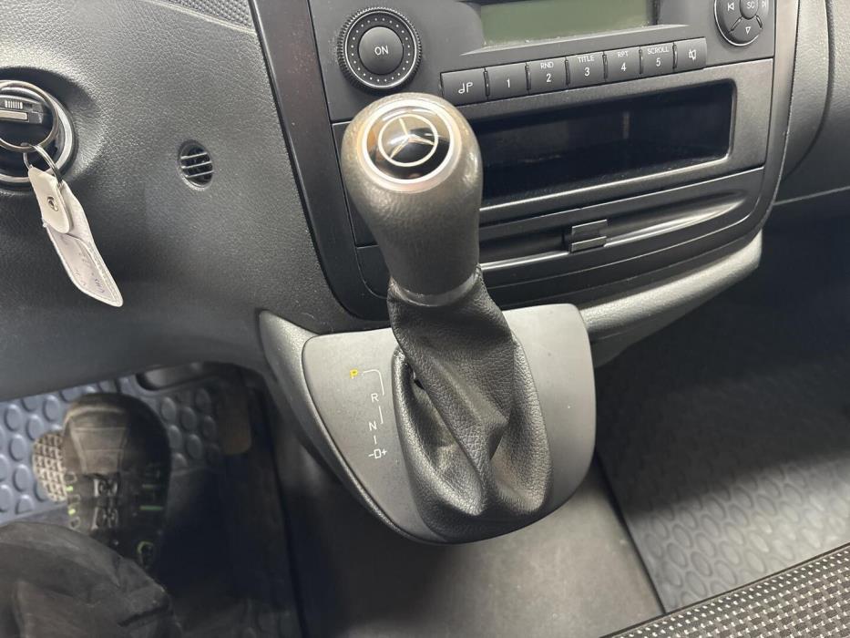 MERCEDES-BENZ Vito 2011