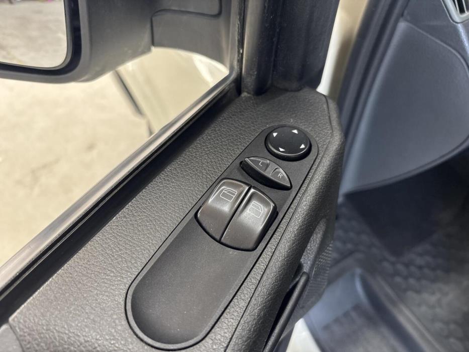 MERCEDES-BENZ Vito 2011