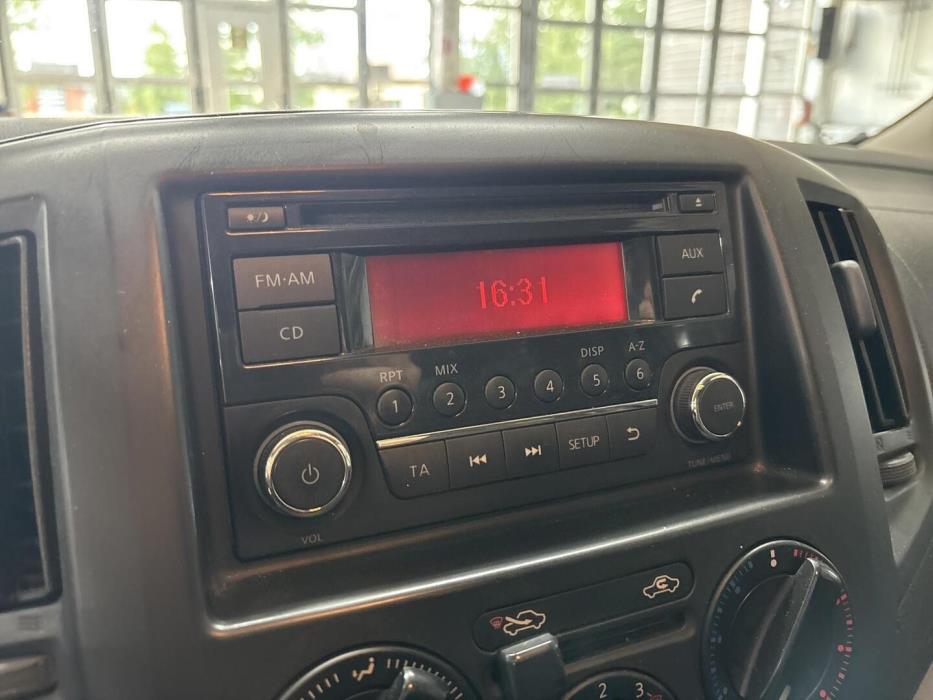NISSAN NV200 2014