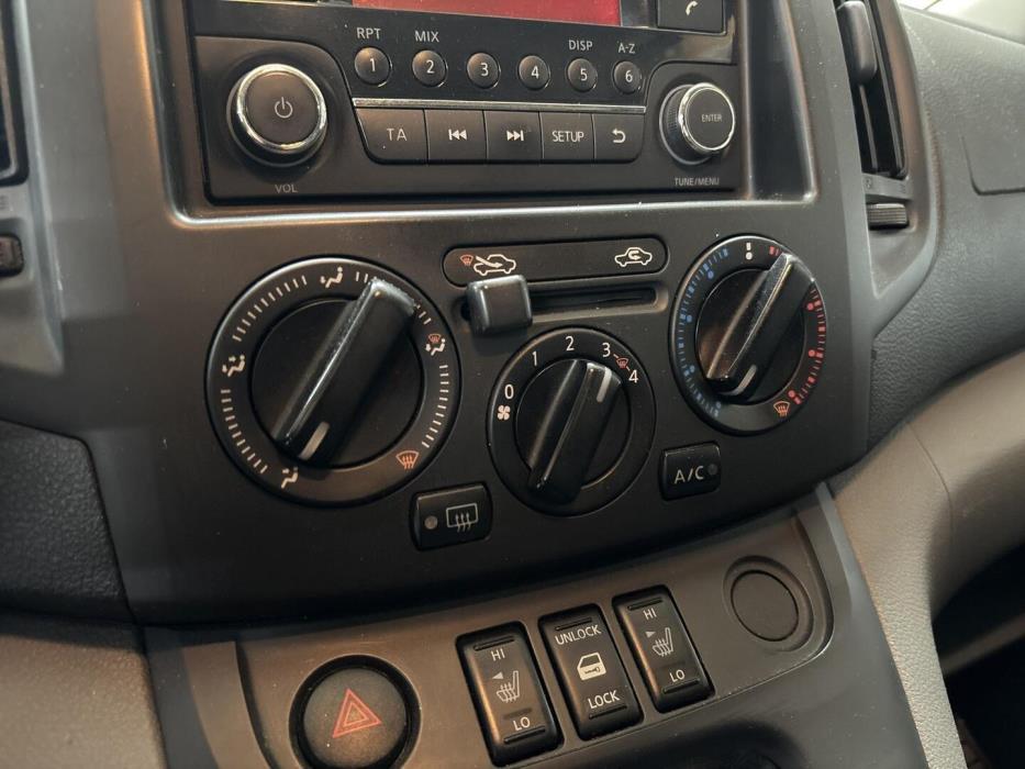 NISSAN NV200 2014
