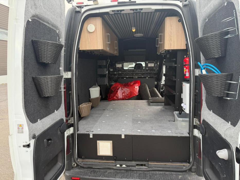 RENAULT Trafic 2020