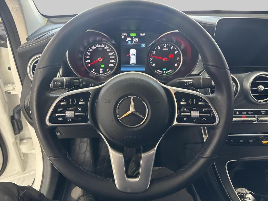 MERCEDES-BENZ GLC 2022