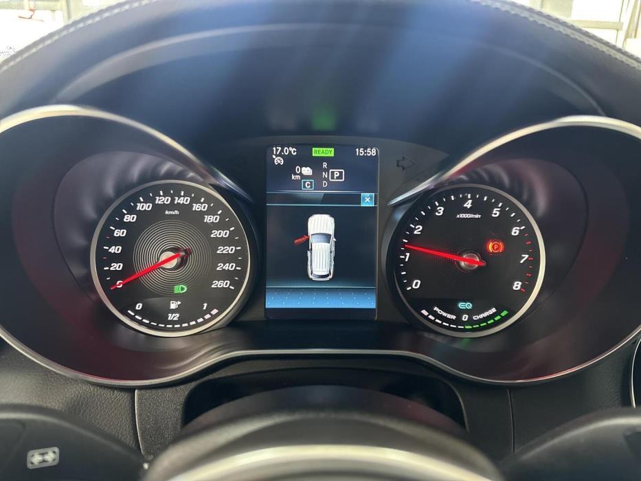 MERCEDES-BENZ GLC 2022