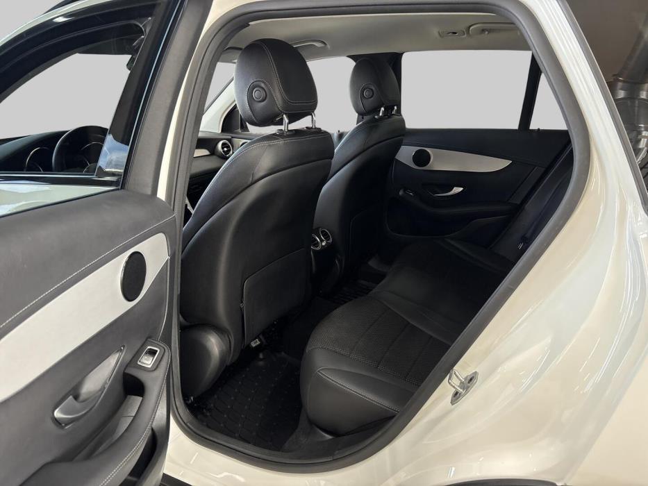 MERCEDES-BENZ GLC 2022