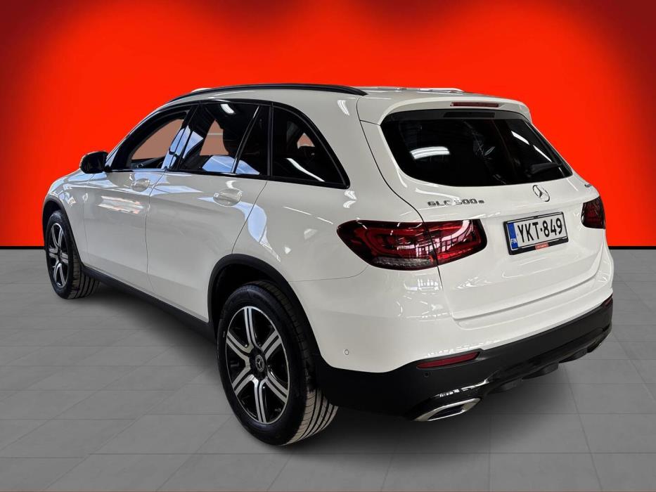 MERCEDES-BENZ GLC 2022
