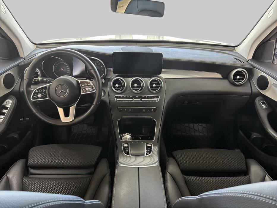 MERCEDES-BENZ GLC 2022
