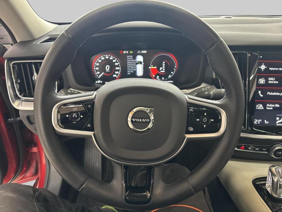 VOLVO V60 2019